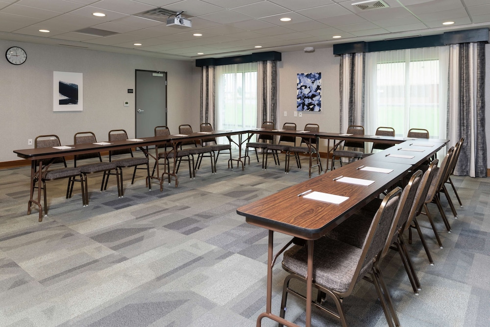 Hampton Inn & Suites Xenia Dayton - photo 44