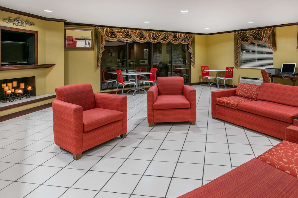 Quality Inn Lawton near Fort Sill - photo 9