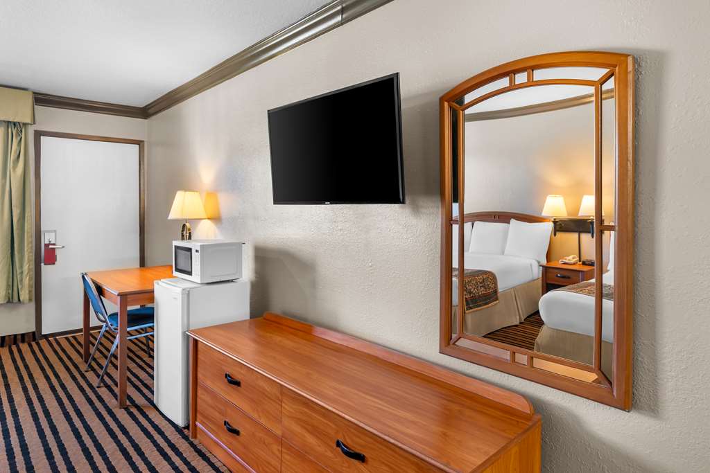 Americas Best Value Inn Vacaville Napa Valley - photo 17