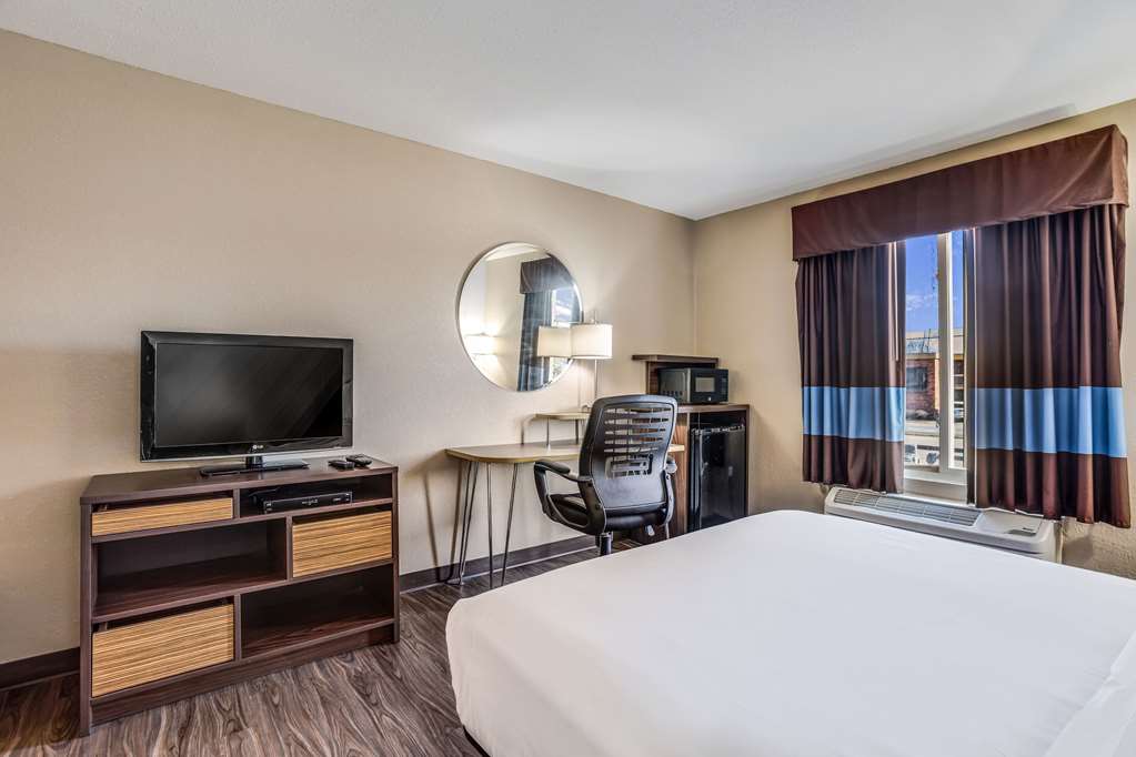 Quality Inn Calvert City Paducah East - photo 17