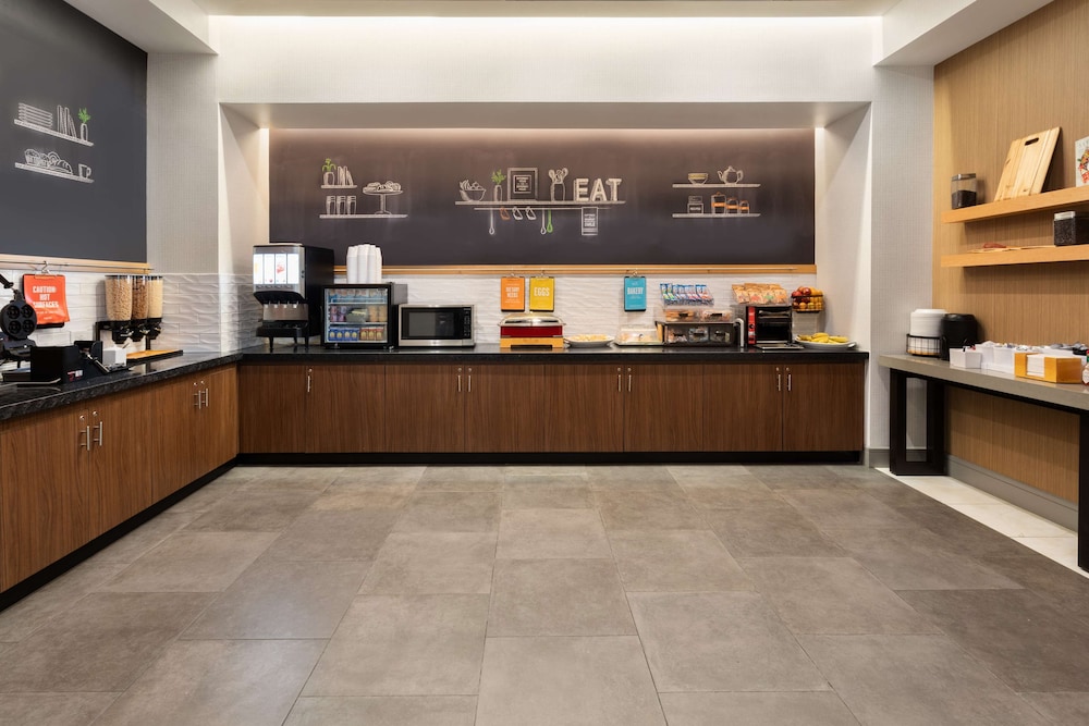 Hampton Inn Nashville Airport Century Place TN - photo 22