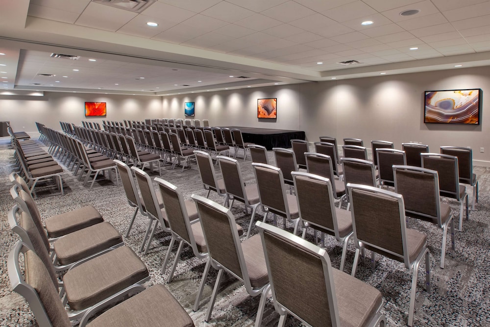 Hilton Garden Inn Columbus Easton - photo 19