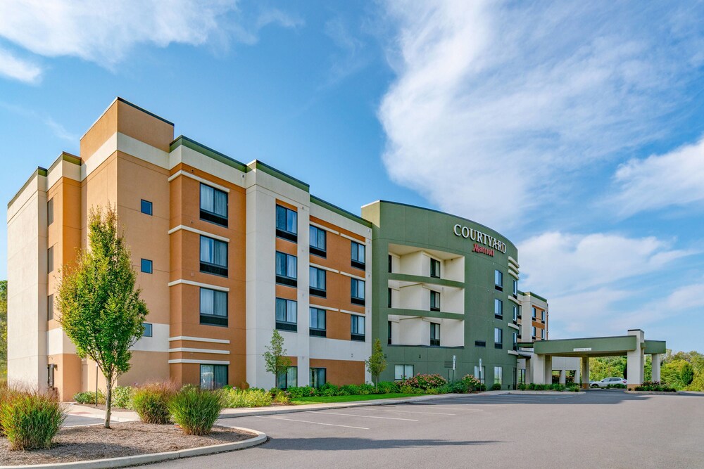 Courtyard by Marriott Wilkes Barre Arena - photo 24