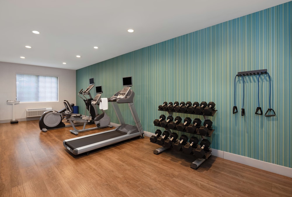 Hampton Inn Acworth - photo 32