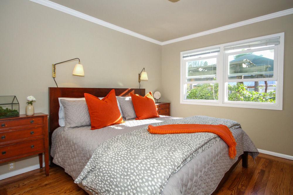 Chelsea Garden Inn - photo 12