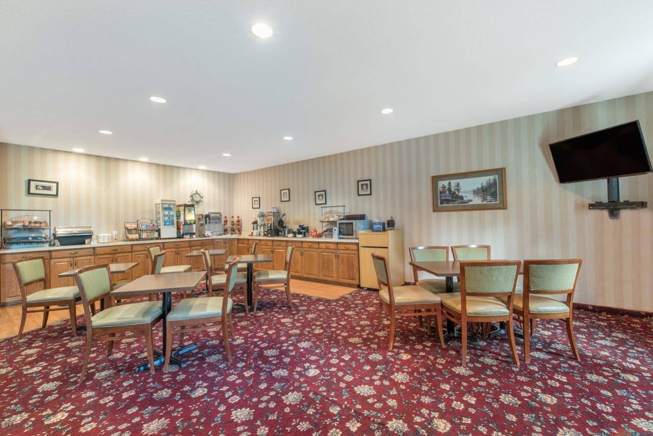 Ramada Limited Bismarck Northeast - photo 17