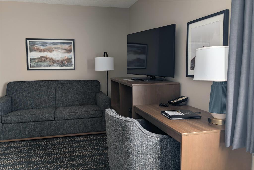 Super 8 by Wyndham Perham - photo 22
