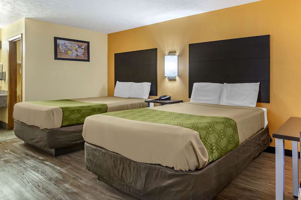 Econo Lodge Nashville North - photo 19