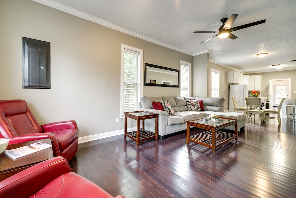 Downtown Wilmington Home: Walk to Cape Fear River - featured photo