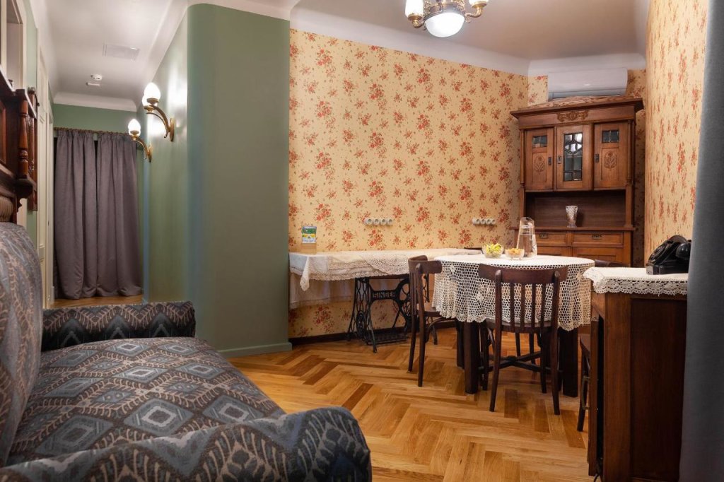 Dom Sovetov - carbon neutral hotel in Nyrob