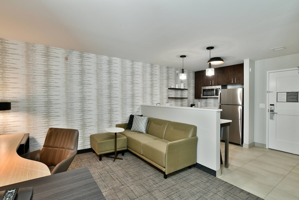 Residence Inn by Marriott Eau Claire - photo 8