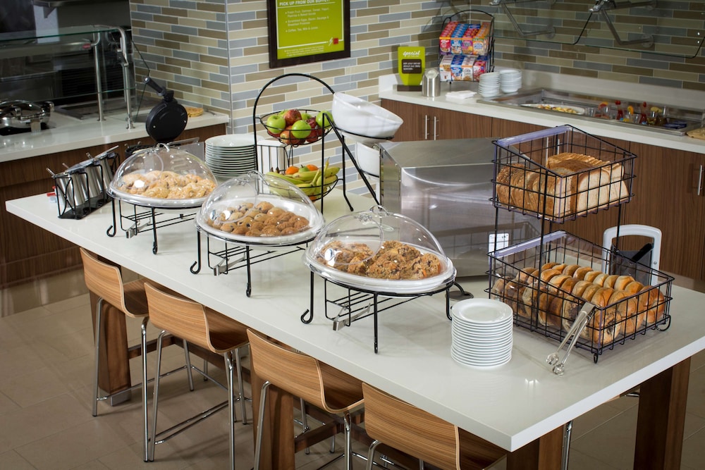 Hilton Garden Inn Longview - photo 46
