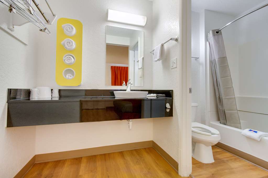 Motel 6 Tempe AZ Scottsdale South - photo 24