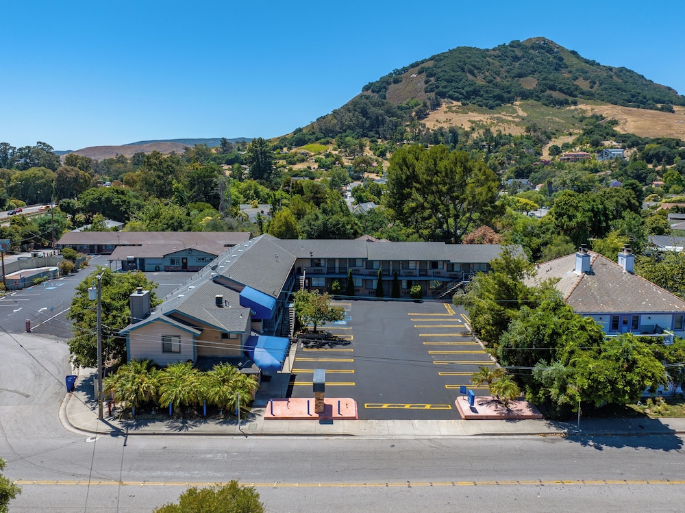 Downtown SLO Inn San Luis Obispo - photo 29