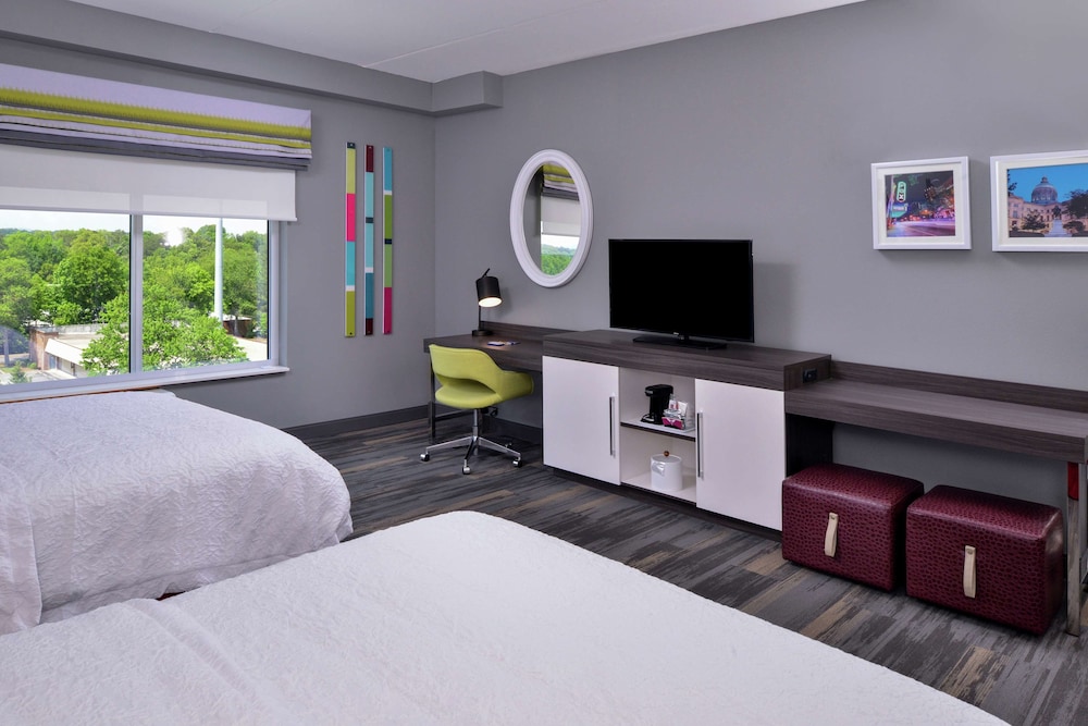 Hampton Inn & Suites Atlanta Marietta - photo 10
