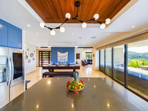 Dos Rios #70 6 Bedroom Home On 12 Acre — 4-Star Luxury Hotel in Paraiso, Costa Rica