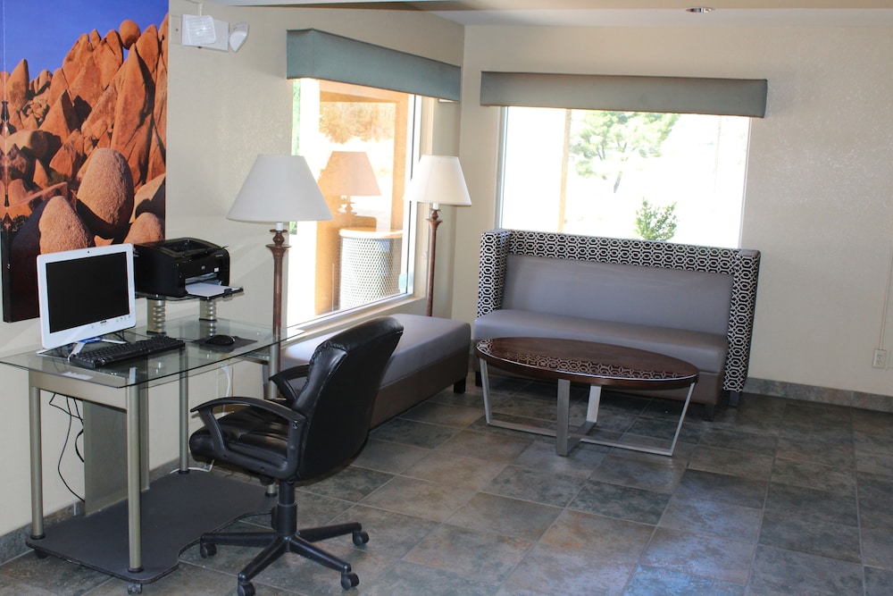 Cajon Pass Inn - photo 38