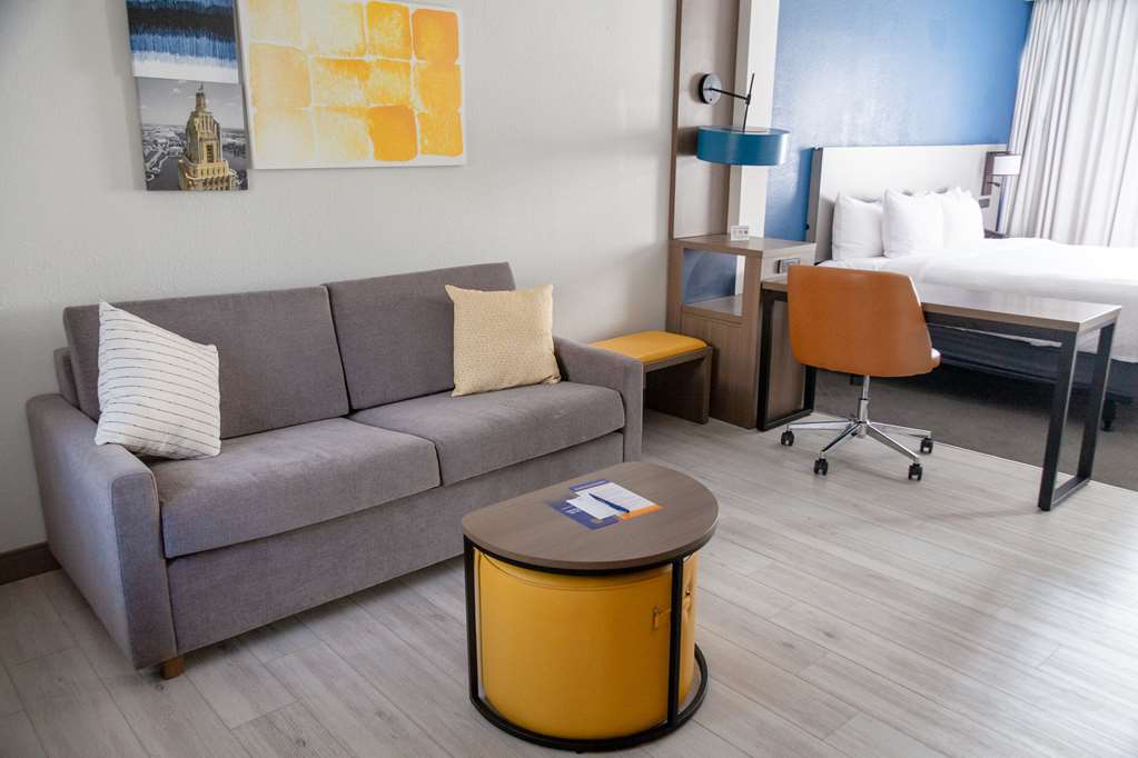 Comfort Suites Baton Rouge South I 10 - photo 13