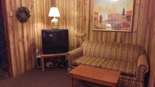Alpine Motel - photo 41
