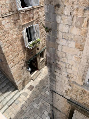 Gama Dubrovnik 1