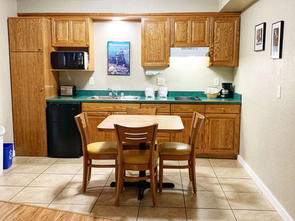 Stratford Inn - photo 5