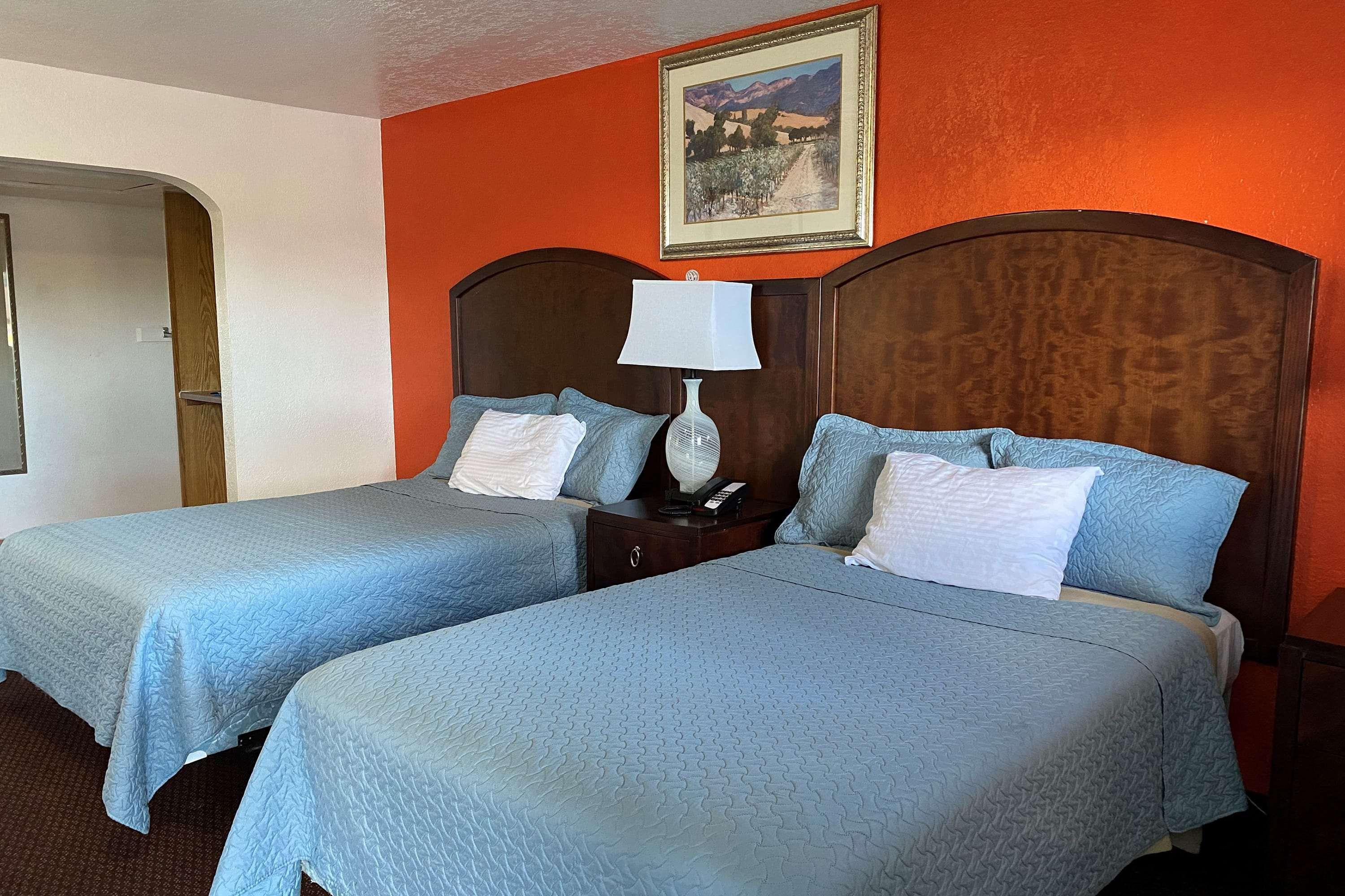 Travelodge By Wyndham Farmington Hwy 64 - featured photo