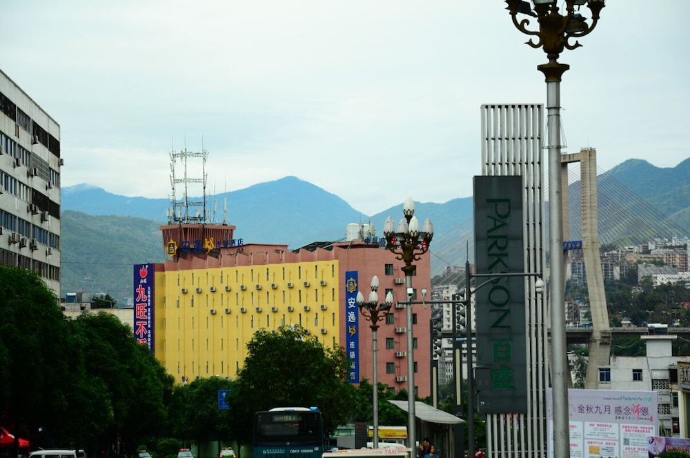 Ane 158 Hotel Panzhihua Branch in Panzhihua, People's Republic of China