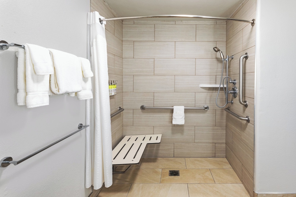 Holiday Inn Express Hotel & Suites GUYMON by IHG - photo 23