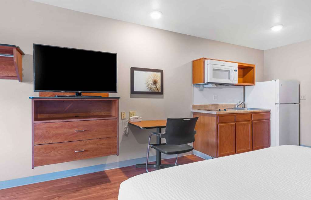 Extended Stay America Select Suites Colorado Springs - photo 22