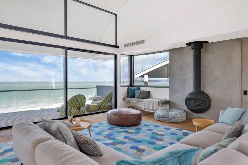 Boomer Paradise 15 Boomer Drive Luxury Wi Fi Linen Included — hotel in Port Elliot