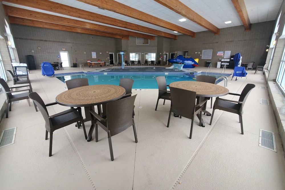Cobblestone Suites Oshkosh - photo 38