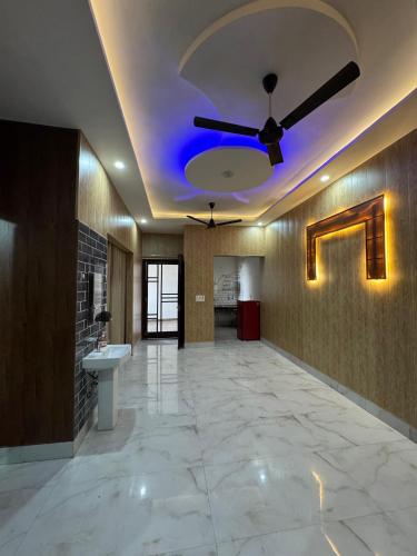 Full Independent Home for Vaction Tours Marrige Parties Short time stay