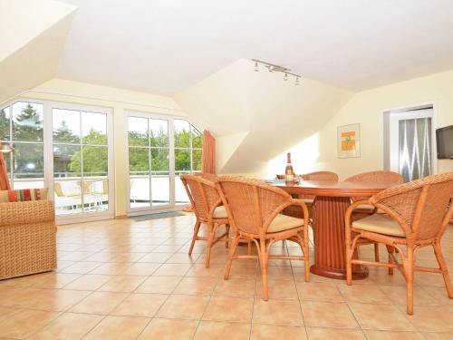 Villa Vilmblick Wohnung 23 mit Meerblick Balkon — 4-Star Luxury Hotel in Putbus, Germany