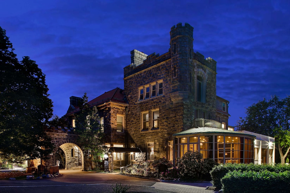 Tarrytown House Estate on the Hudson - photo 95