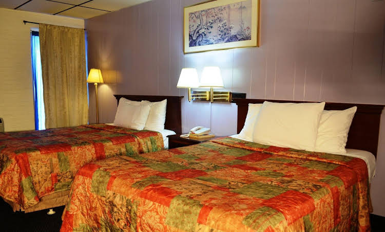 Knights Inn Bluefield - photo 22
