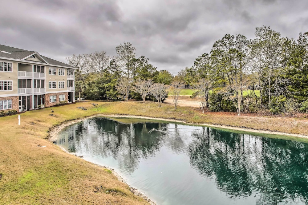 Golf Resort Condo w Pool in North Myrtle Beach - photo 17