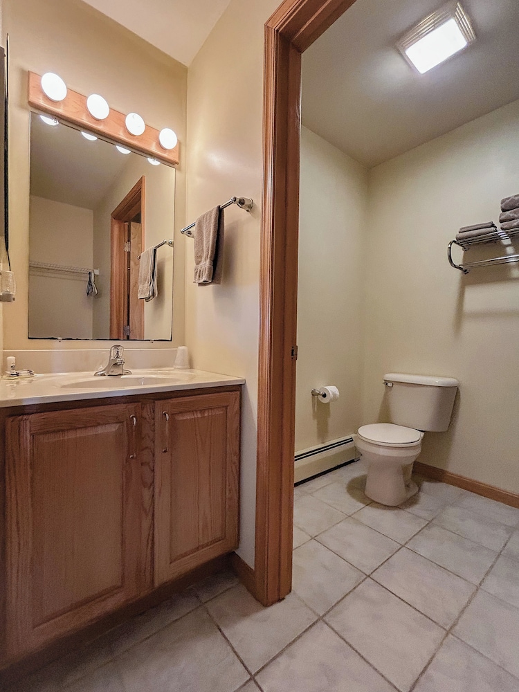 The Anchor Motel - photo 20