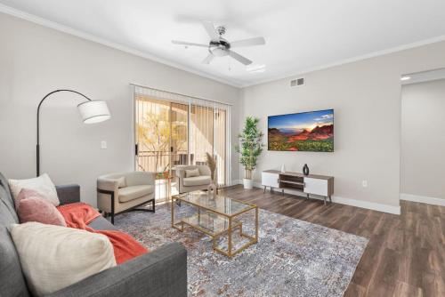Stylish 2BR Scottsdale Pet friendly Sunrise Peak — 4-Star Luxury Hotel in Scottsdale, United States