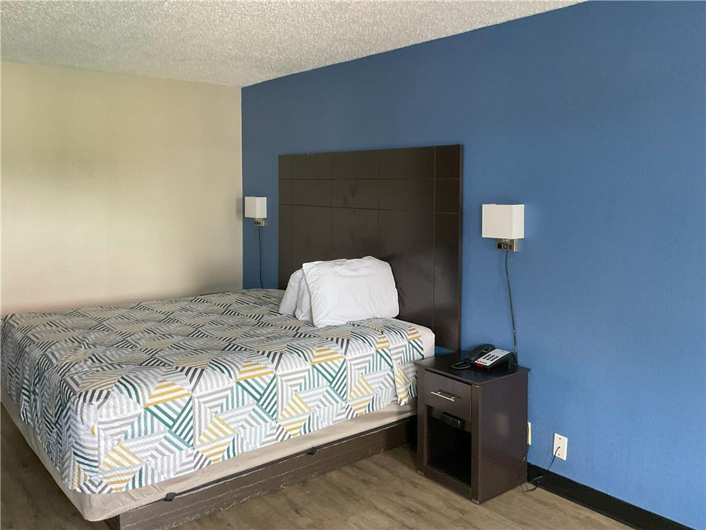 OYO Hotel Baton Rouge Mid City - photo 12