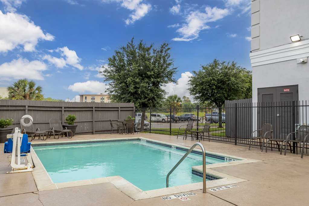Best Western Plus Hobby Airport Inn & Suites - photo 32
