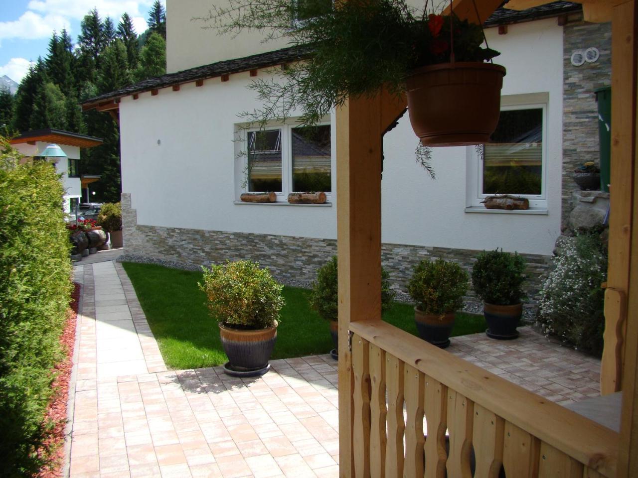 Apart Alblittblick — 4-Star Luxury Hotel in Kappl, Austria