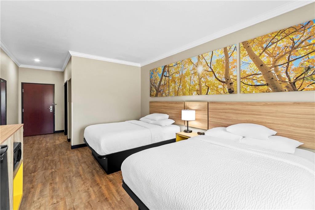 Days Inn by Wyndham Rockdale Texas - photo 15