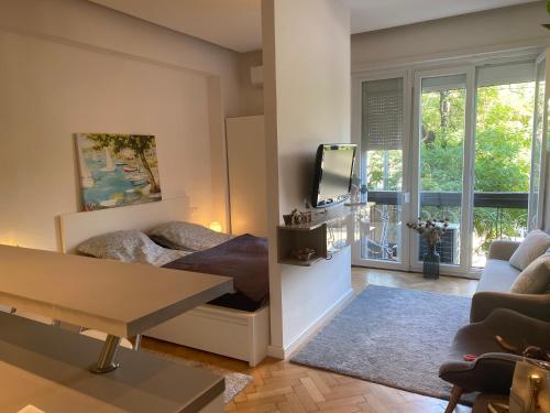 Blue Port Apartment in Újlipótváros With Free Parking — 4-Star Luxury Hotel in Budapest, Hungary