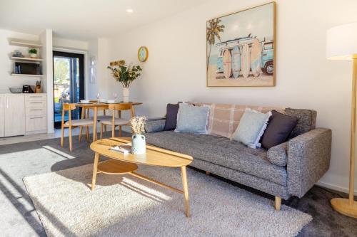 Elegant Living by Middleton Park Fully Equipped — 4-Star Luxury Hotel in Christchurch, New Zealand