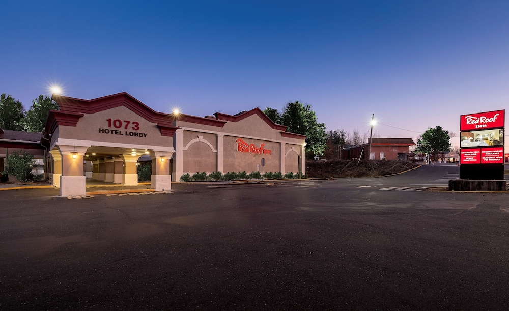 Red Roof Inn Bordentown McGuire AFB - photo 40