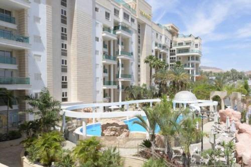 Modern 2BR APT Golf Residence — 4-Star Luxury Hotel in Eilat, Israel