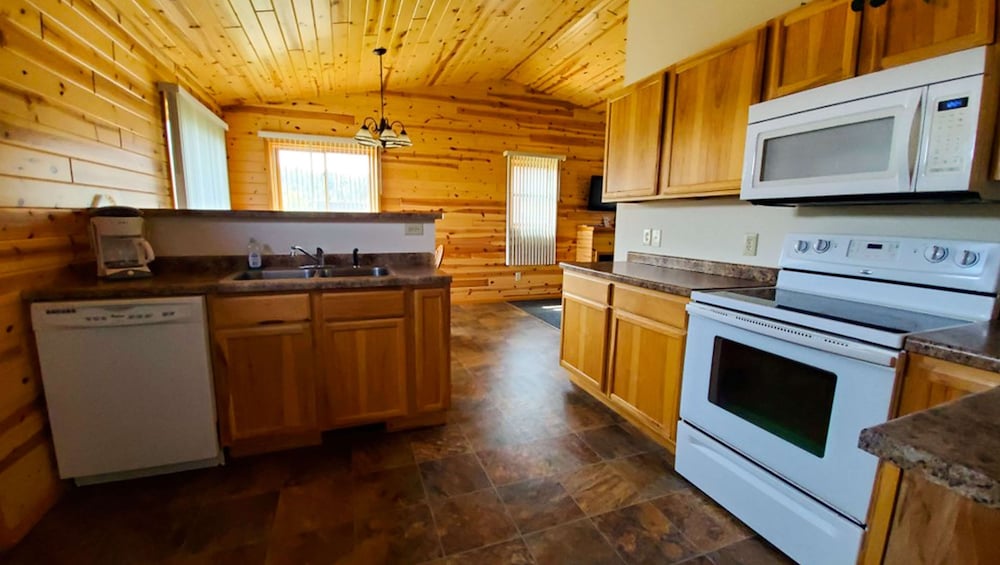 Jasper Ridge Inn Ishpeming - photo 100