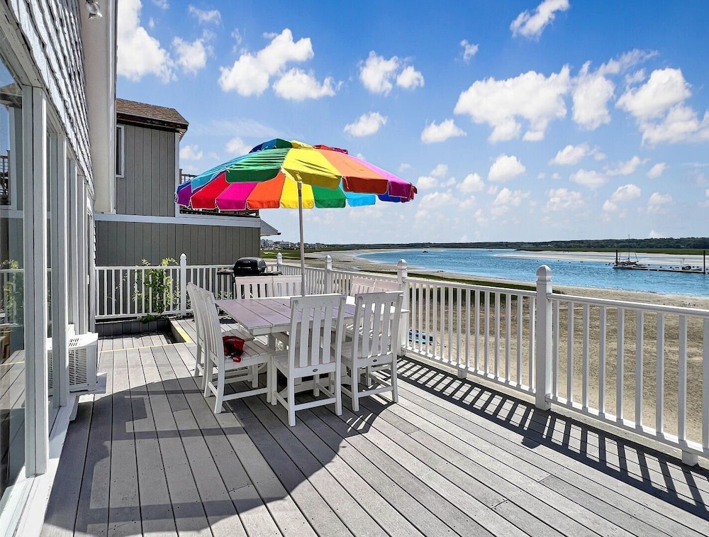 Twin Sails Brought to you by GetAway Vacations in Wells, United States