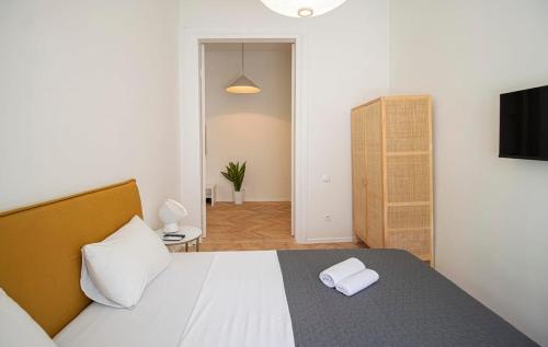 Chic 3BR Apt Near Fabrika By Wehost