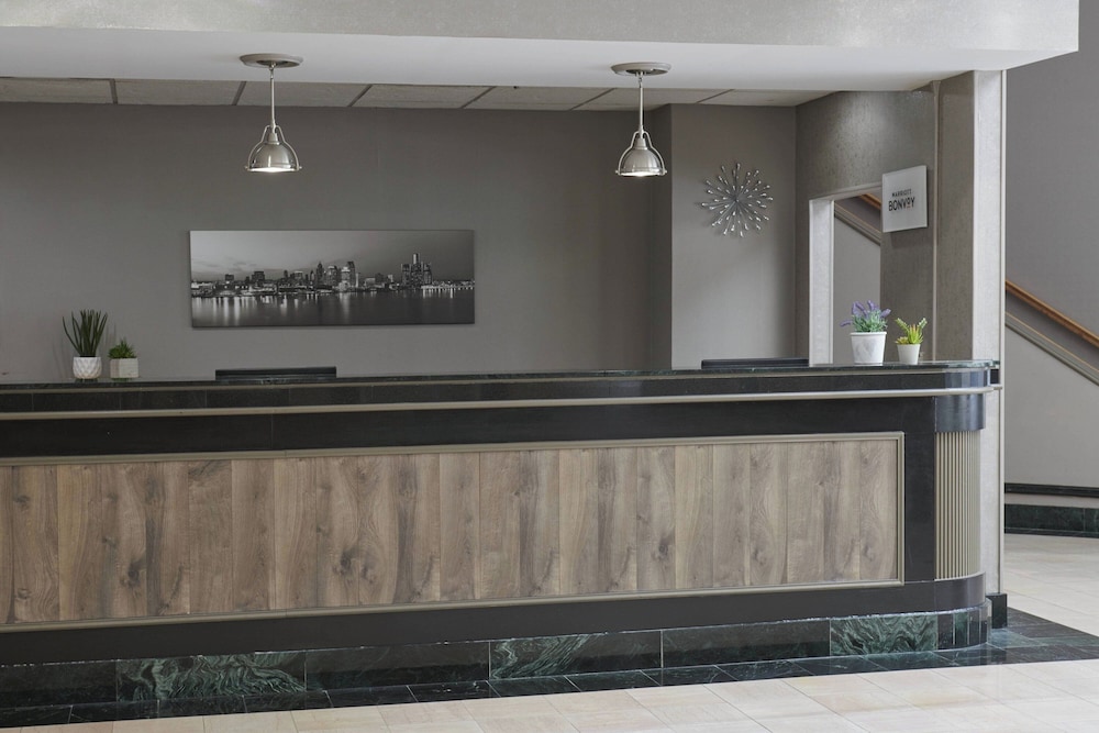 Detroit Marriott Livonia - photo 4